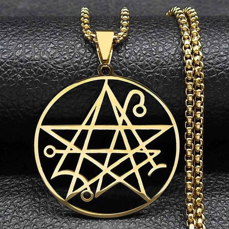 Collar Colgante Necronomicón Lovecraft Cthulhu oro