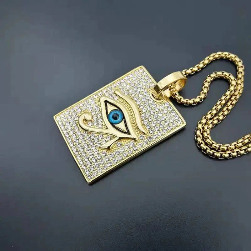 Collar y colgante Ojo de Horus Egipcio Oudjat Dorado