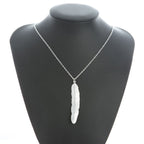 Collar con colgante de pluma para mujer en plata