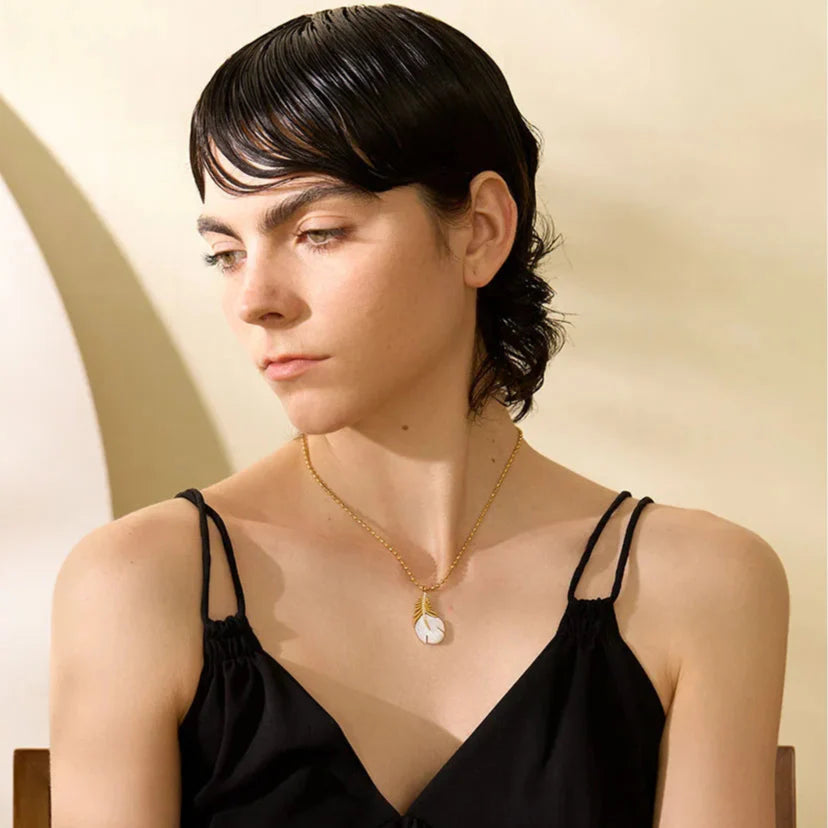 Collar Colgante Pluma con Circonita