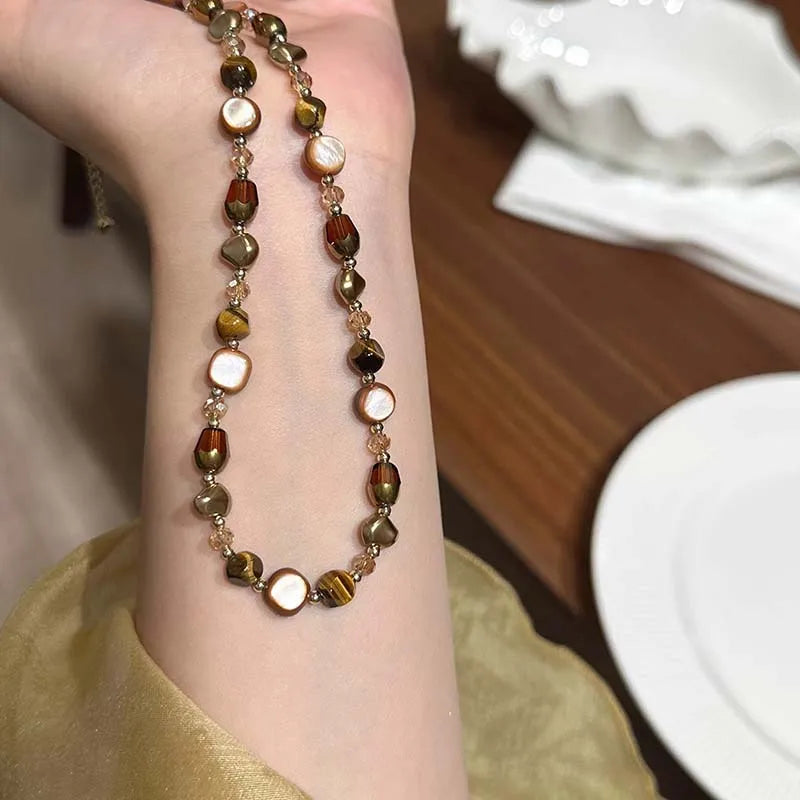 Collar Gargantilla con Colgante de Perlas Ojo de Tigre A