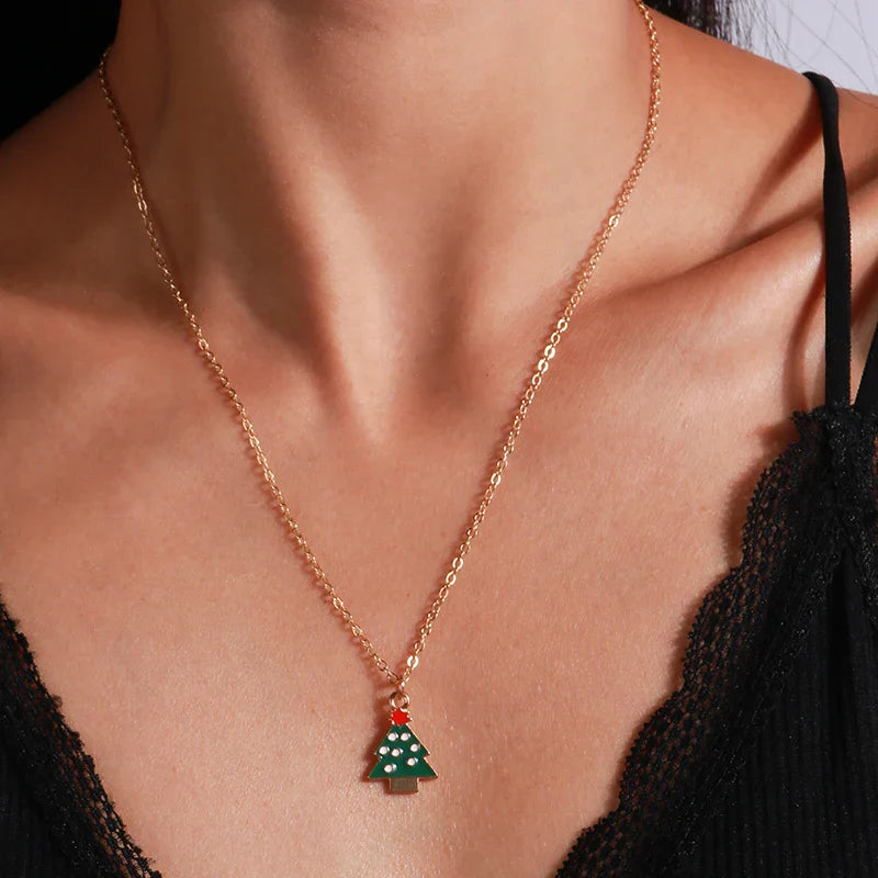Collar Colgante Árbol de Navidad con Nieve
