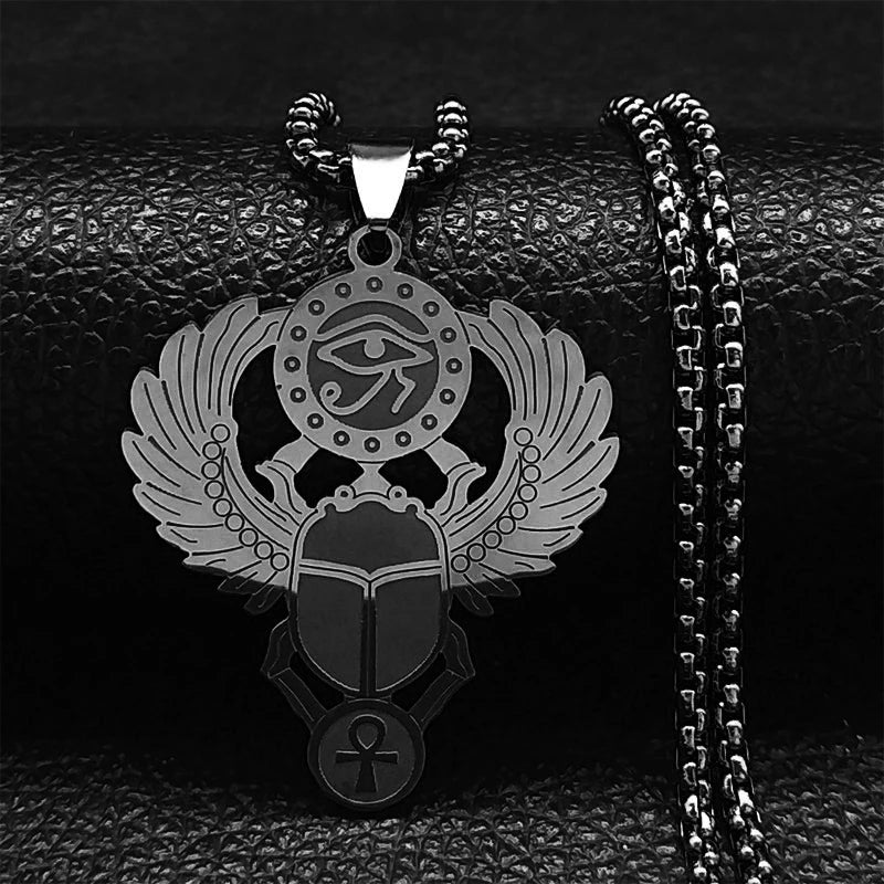 Collar Colgante Escarabajo Egipcio Ojo de Horus negro