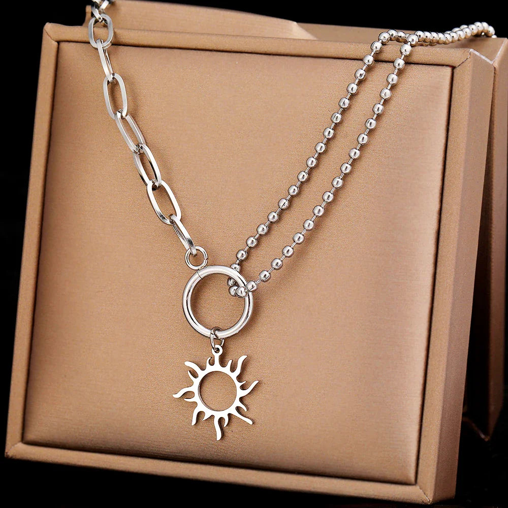 Collar Colgante Sol Asimétrico plata