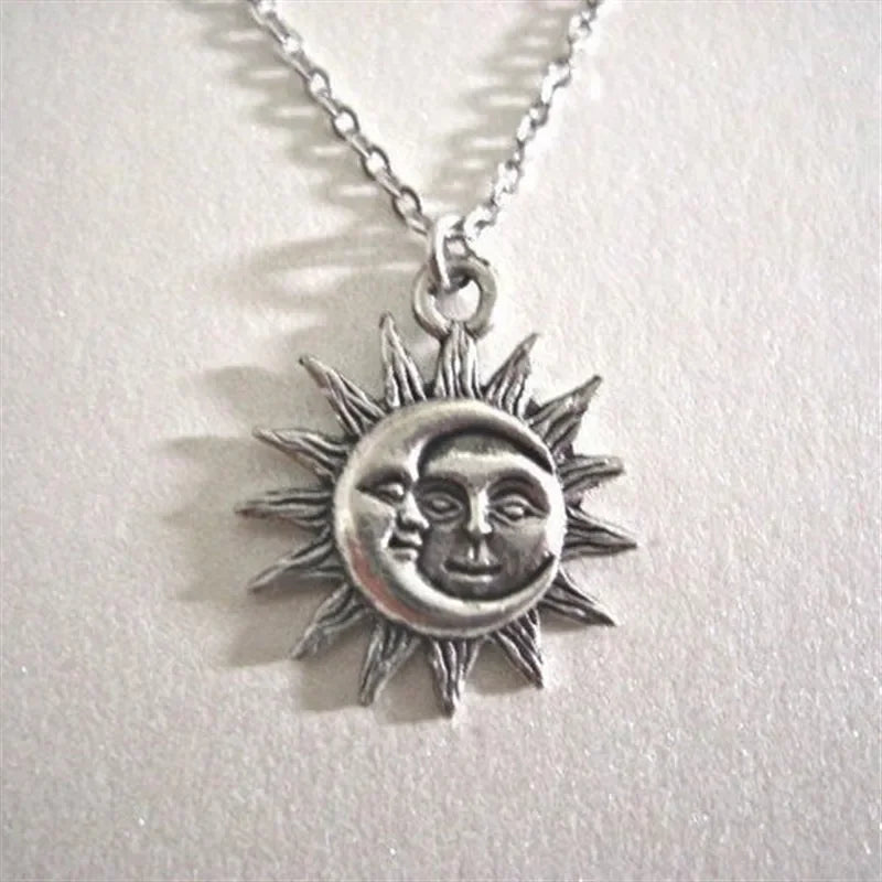 Collar Colgante Sol y Luna para Hombre o Mujer