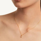 Collier pour femme avec pendentif hexagonal initiale - lettre