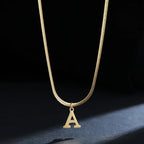 Collier pour femme avec pendentif initiale - lettre