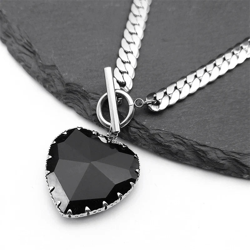 Collar Gargantilla con Colgante de Corazón 1