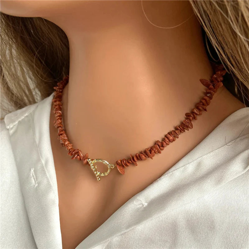 Collar Gargantilla con Colgante de Piedras Naturales Coral