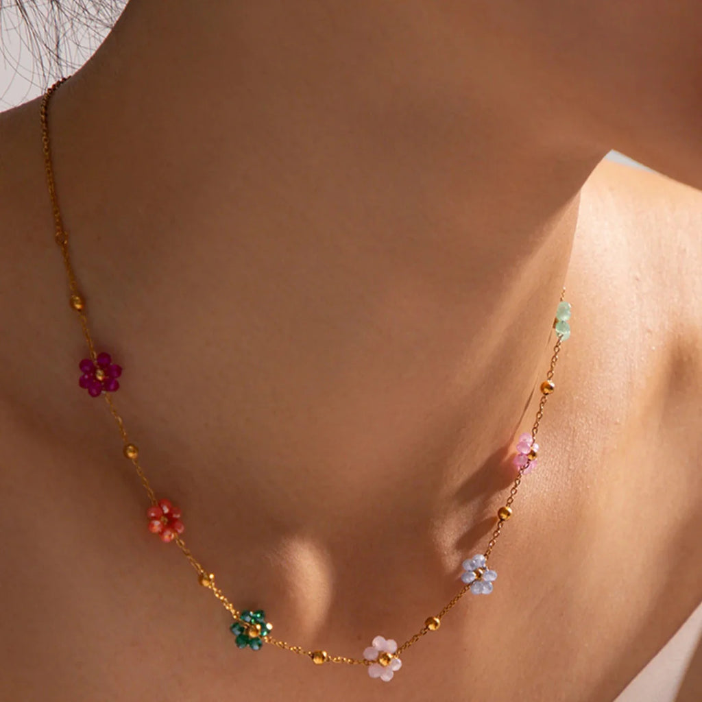 Collar Gargantilla con Colgante de Flores de Colores