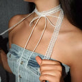 Collier ras de cou avec pendentif noeud
