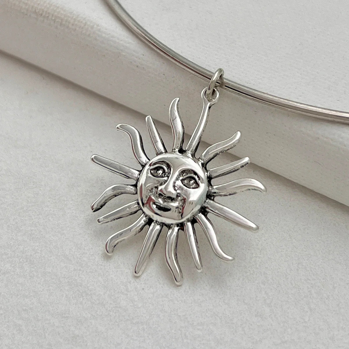 Collar Gargantilla con Colgante Sol plata