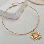 Collar Gargantilla con Colgante Sol oro