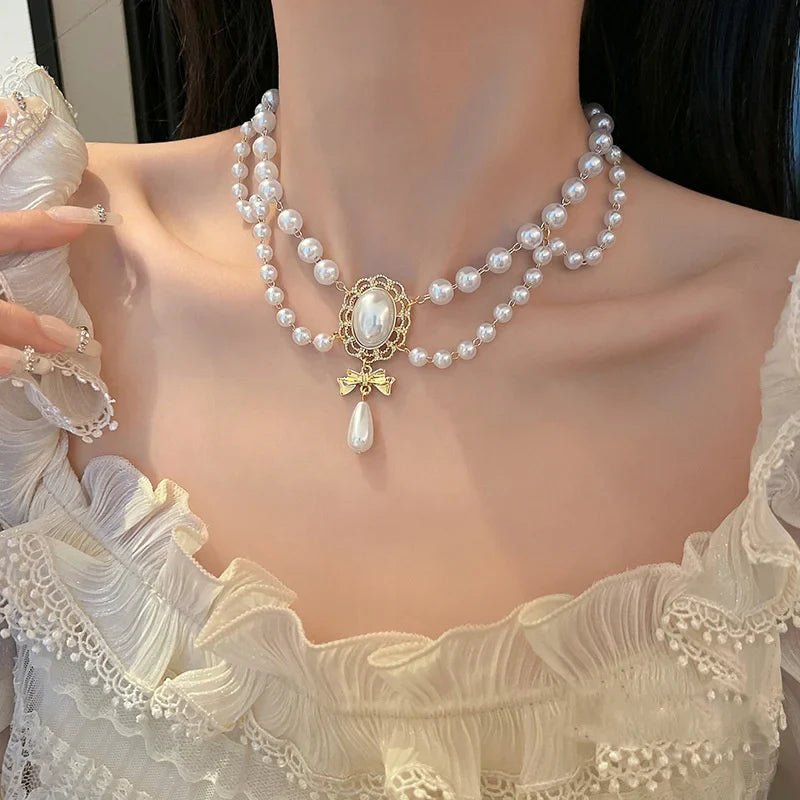 Collar Gargantilla con Colgantes de Perlas Estilo Barroco