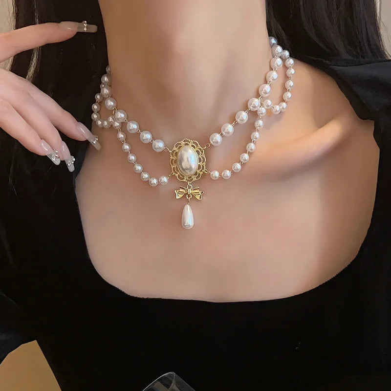 Collar Gargantilla con Colgantes de Perlas Estilo Barroco