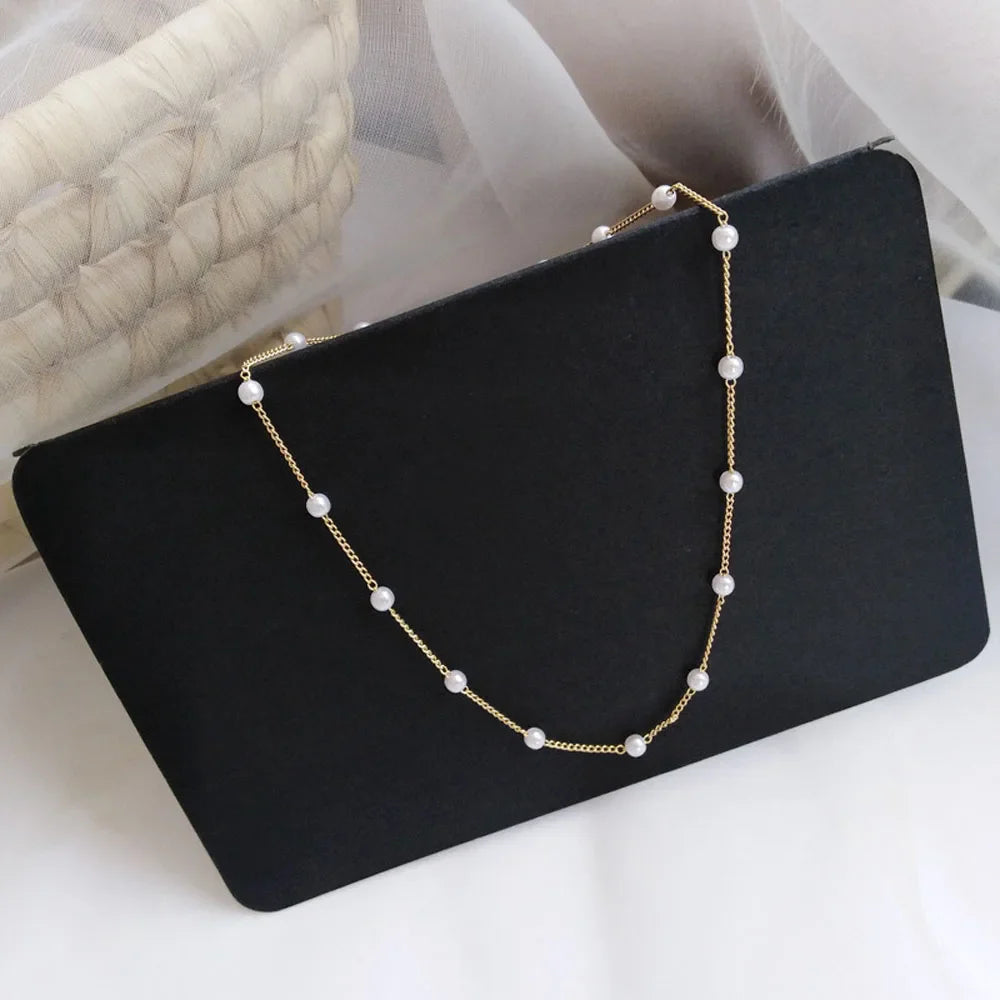 Collar Gargantilla para Mujer con Perlas doradas