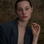 Collar Gargantilla con Colgante de Flores oro