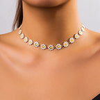 Collar Gargantilla con Colgante de Flores de Margarita