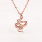 Collar Serpiente Colgante de oro rosa