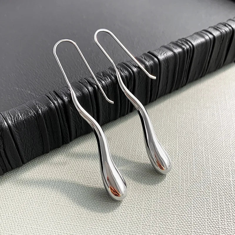 Elegantes Pendientes Colgantes de Gota Fina de Agua plata