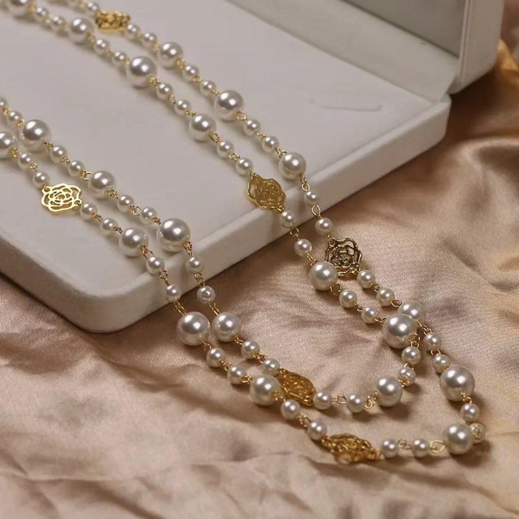 Gran Collar Triple de Perlas para Mujer blanco