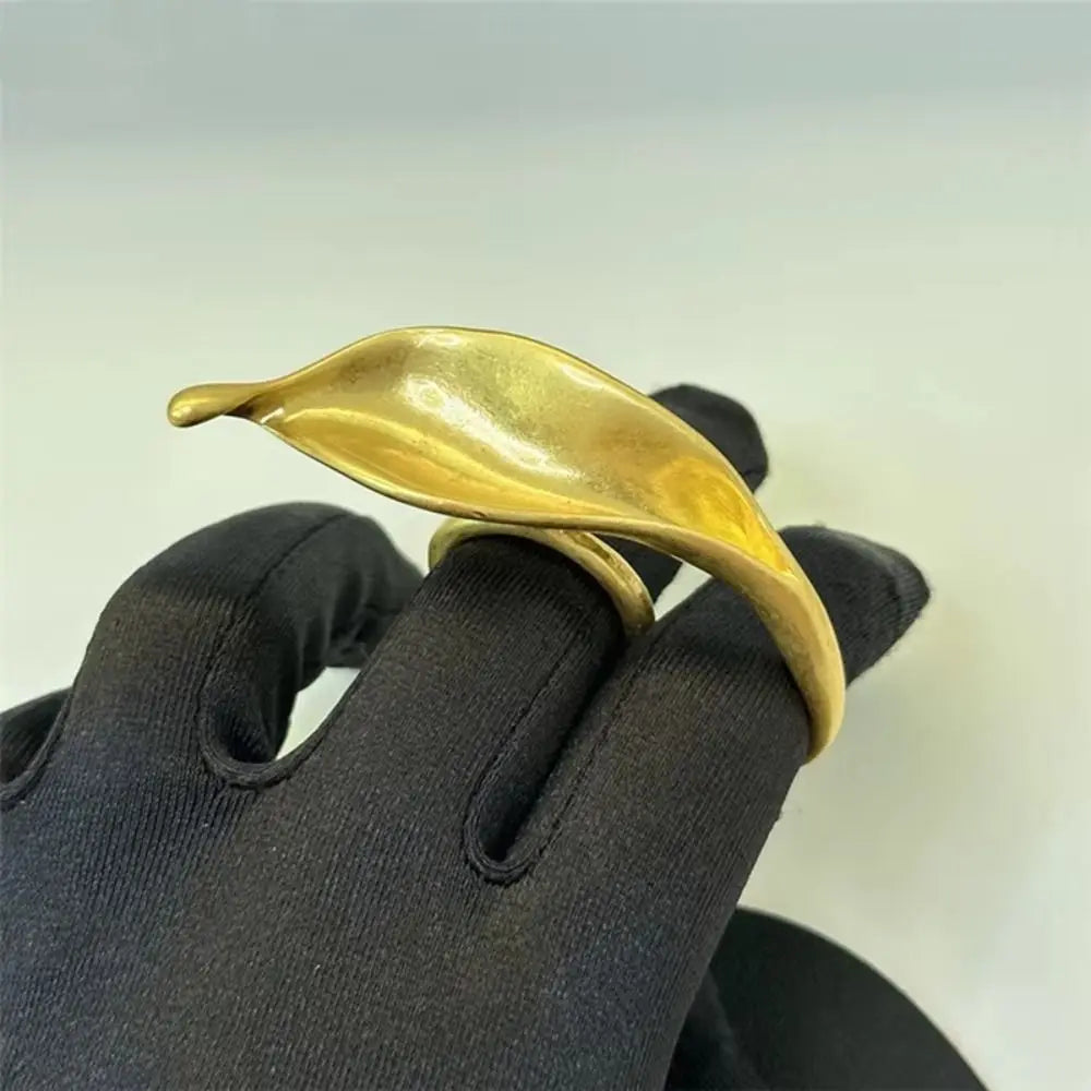 Anillo Hoja de Lirio oro