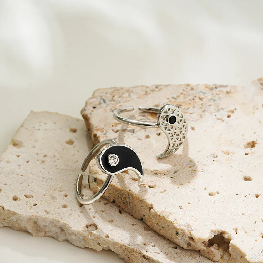 Lote de 2 Anillos Yin Yang con Circonio
