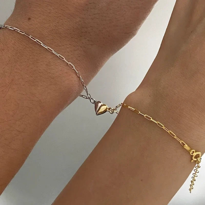 Juego de 2 Pulseras Medio Corazón para Pareja