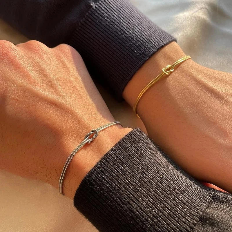 Juego de 2 Pulseras Nudos Románticos para Pareja de Amigos o Dúo