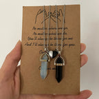 Juego de 2 Collares con Colgante de Piedra para Pareja blanco y negro 1