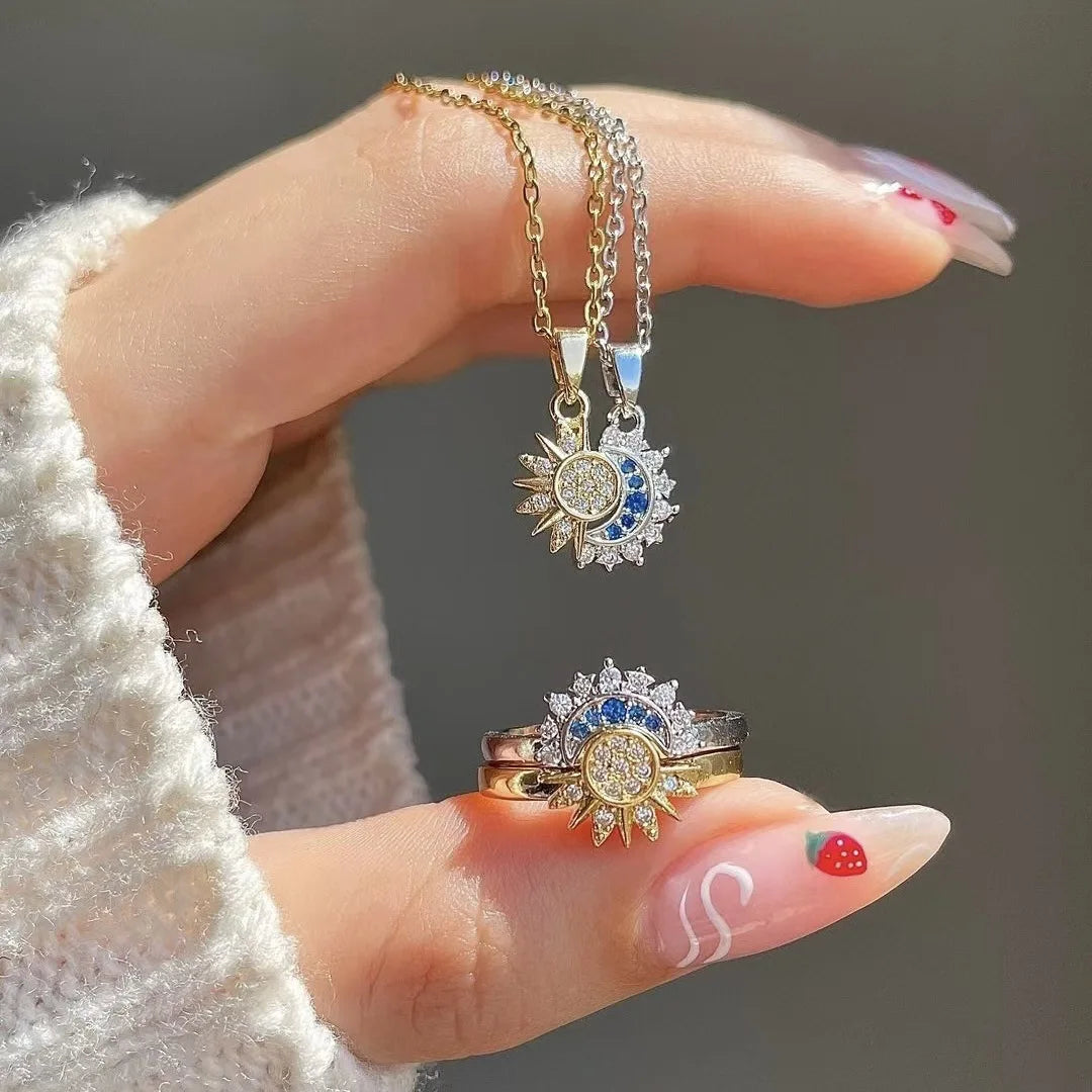 Juego de 2 Collares con Colgante de Luna o Sol en Circonita para Pareja oro y plata