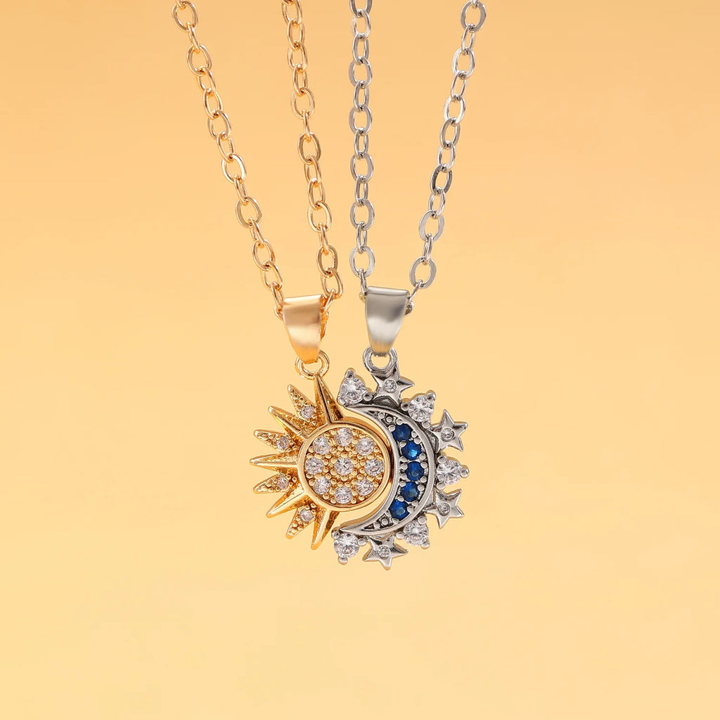 Juego de 2 Collares con Colgante de Luna o Sol en Circonita para Pareja oro y plata