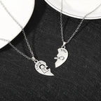 Set de 2 Collares con Colgantes de Medio Corazón "I Love You" para Pareja de Enamorados