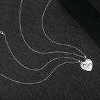 Set de 2 Collares con Colgantes de Medio Corazón "I Love You" para Pareja de Enamorados