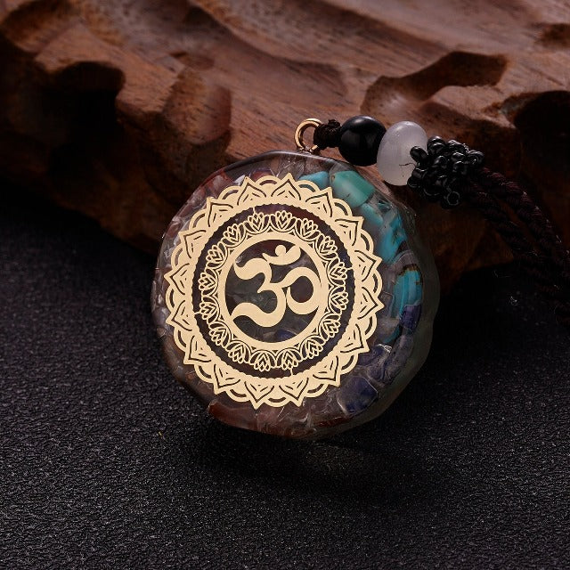Colgante de Piedra Orgonita y Collar Hombre Mujer Protección y Meditación om
