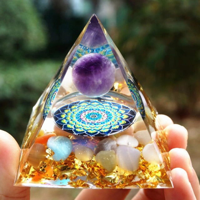 Pirámide Orgonite Protección & Meditación mandala