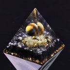 Pirámide Orgonite Protección & Meditación triskel